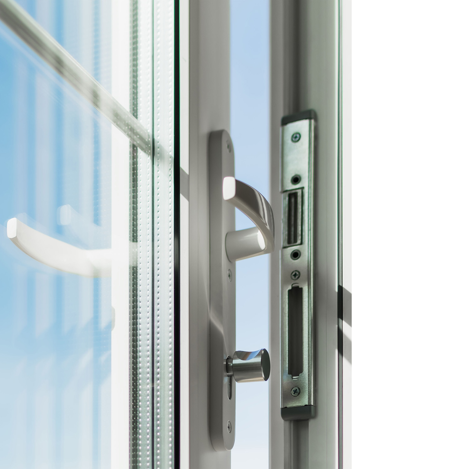 Fenster das etwas geöffnet ist.